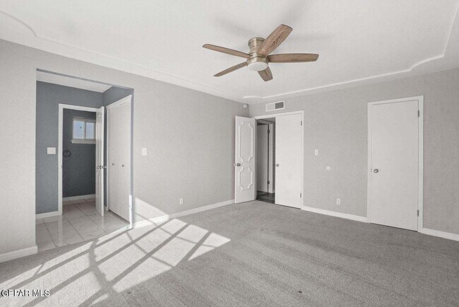 Building Photo - 11200 Warcloud Ave