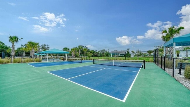 Building Photo - 10105 Canaveral Cir