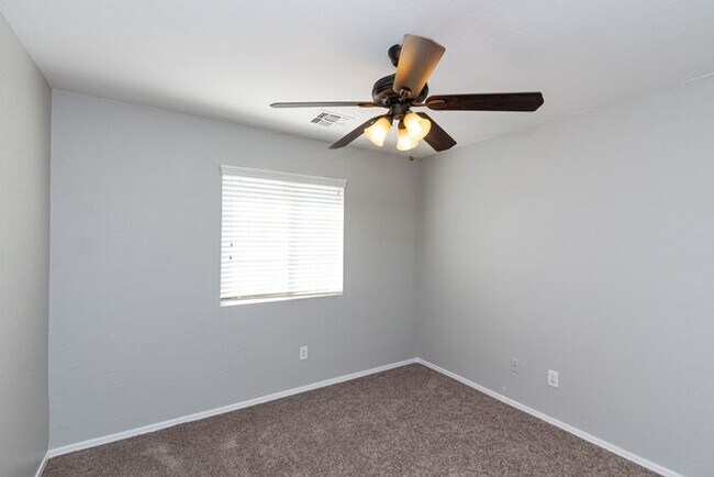 Building Photo - LOVELY 4 BED 3 BATH HOME IN SAN TAN VALLEY