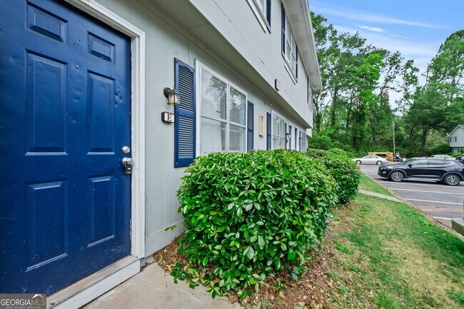 Building Photo - 360 N 19th St