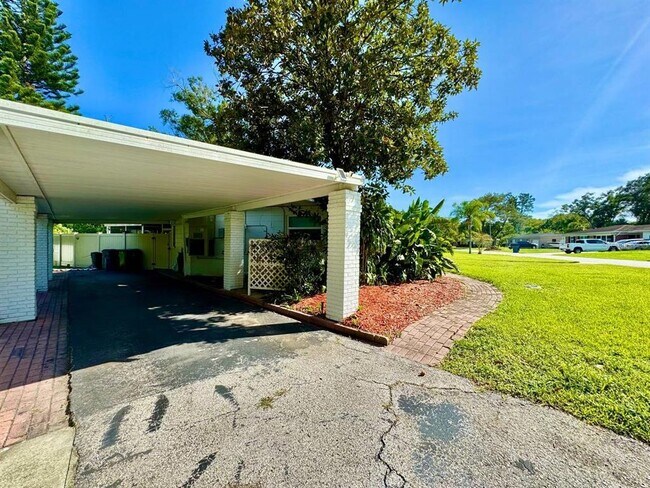 Building Photo - 4919 Chariton Ave