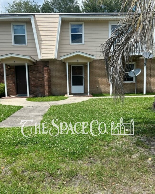 Building Photo - 1552 Evergreen St