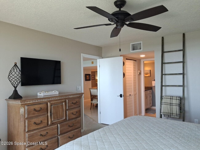 Building Photo - 1860 N Atlantic Ave