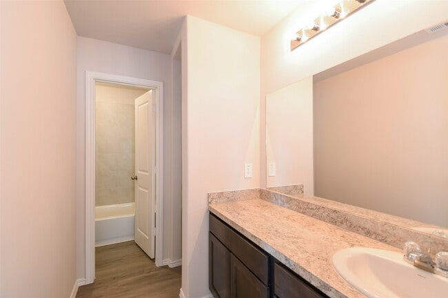 Building Photo - 4906 Sessile Trl