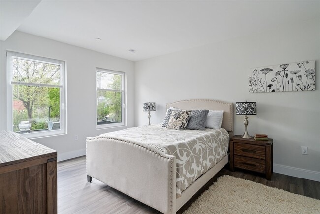 Building Photo - 317 Belgrade Ave