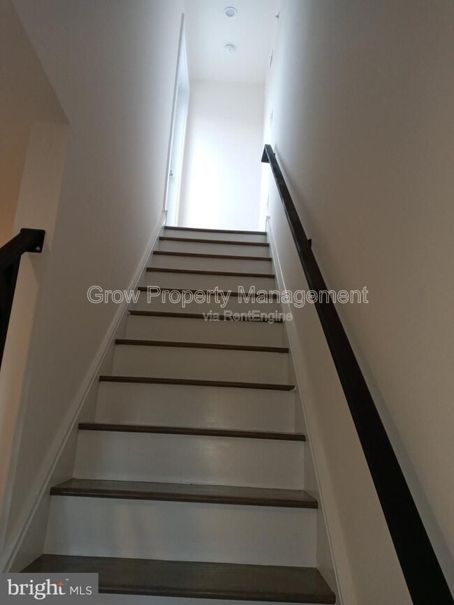 Building Photo - 2127 N 9th St