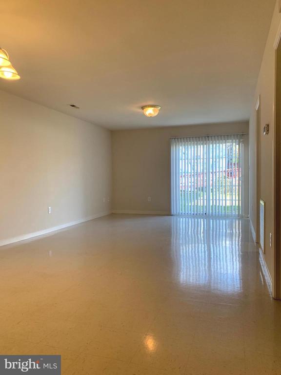 Building Photo - 1011 Myrick St