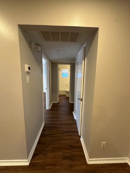 Building Photo - 6205 Oram St