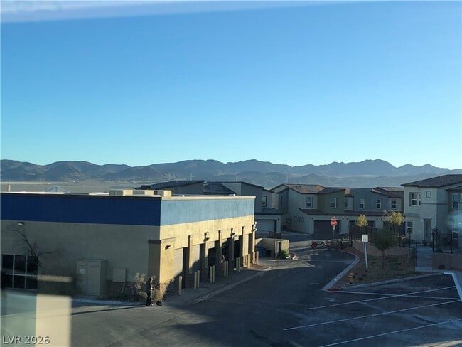 Building Photo - 440 Moonlight Cove Dr