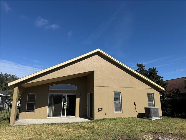 Building Photo - 5785 Lake Champlain Dr