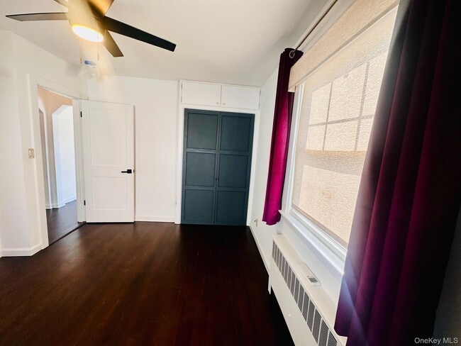 Building Photo - 11 W Glen Ave