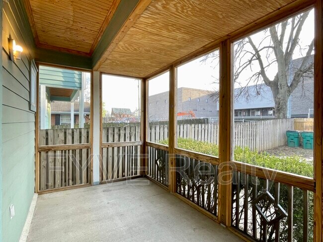 Building Photo - 1715B 7th Ave N
