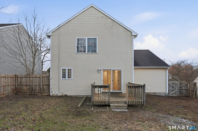 Building Photo - 70 Victoria Ct