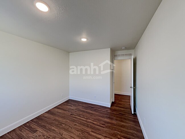 Building Photo - 2612 W 3400 S