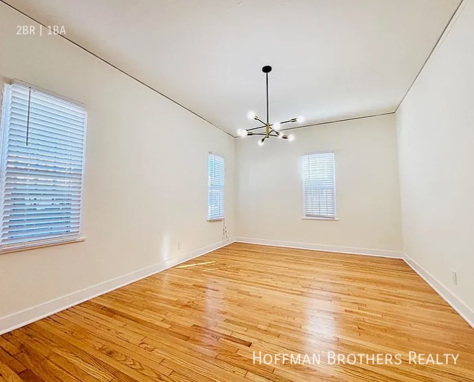 Building Photo - 330 1/2 N Genesee Ave