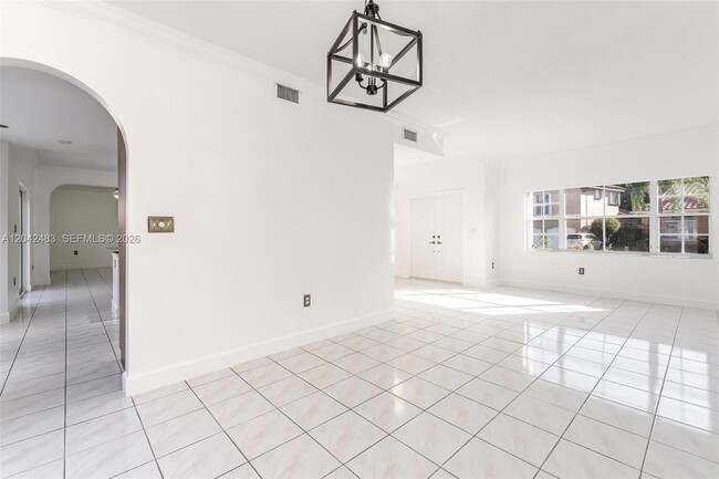 Building Photo - 4671 SW 154th Pl
