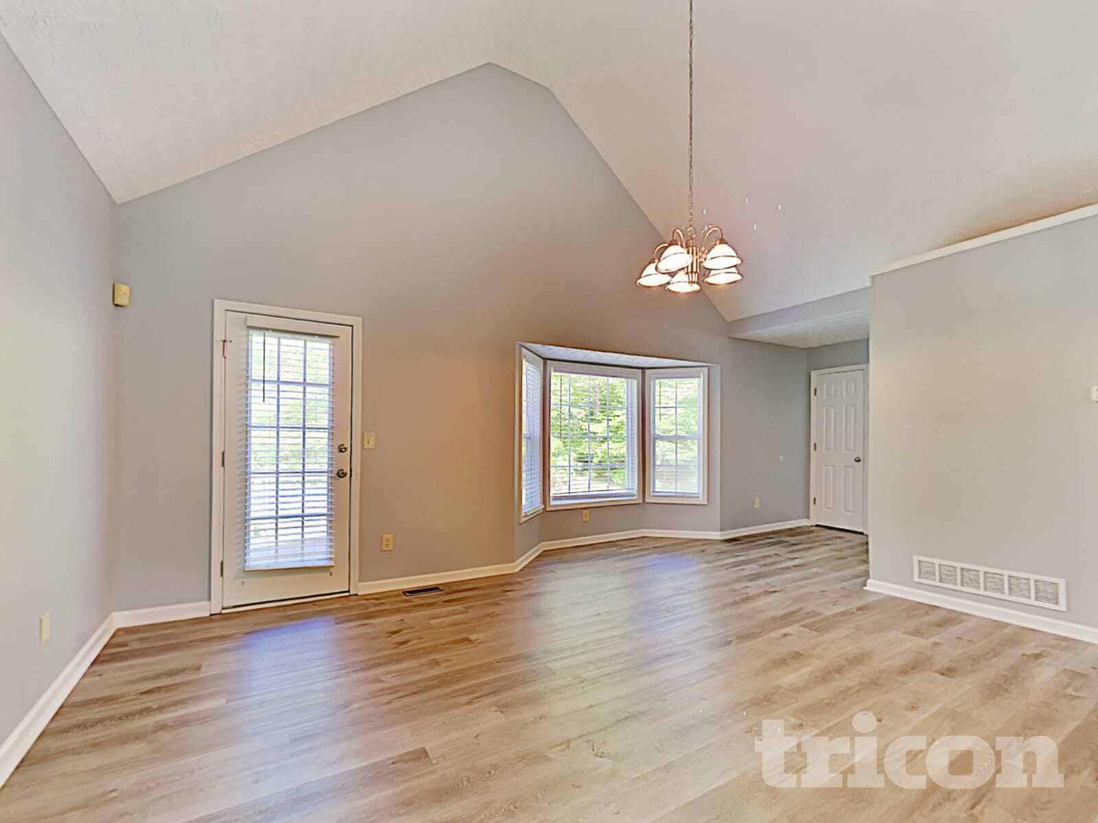 Building Photo - 5301 Brookshire Ct