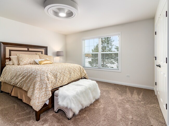 Building Photo - 1635 Castle Lawn Ct