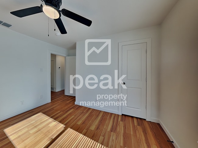 Building Photo - $1600! 3Bed/1Bath Home in Fort Worth! Tour...