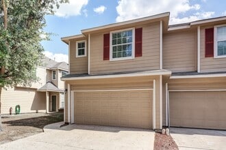 Building Photo - 6118 Yorkglen Manor Ln