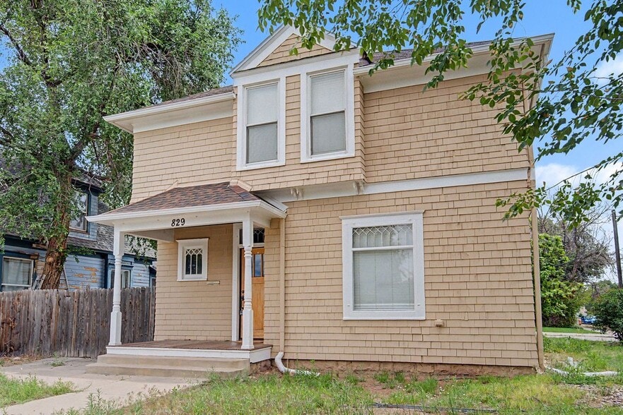 Building Photo - 829 Sahwatch St