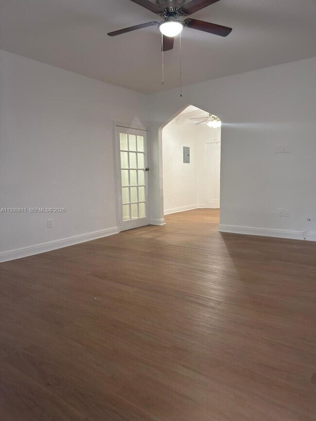 Building Photo - 740 Michigan Ave