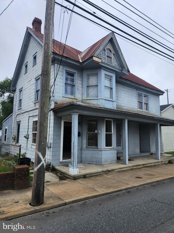 Building Photo - 406 E Moler Ave