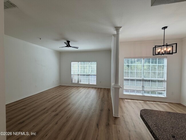 Building Photo - 7800 Point Meadows Dr