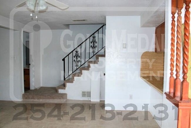 Building Photo - 3906 Charolais Dr