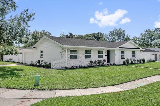 Building Photo - 274 N Ranger Blvd