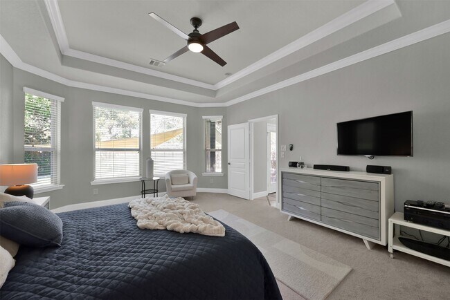 Building Photo - 98 Lindenberry Cir