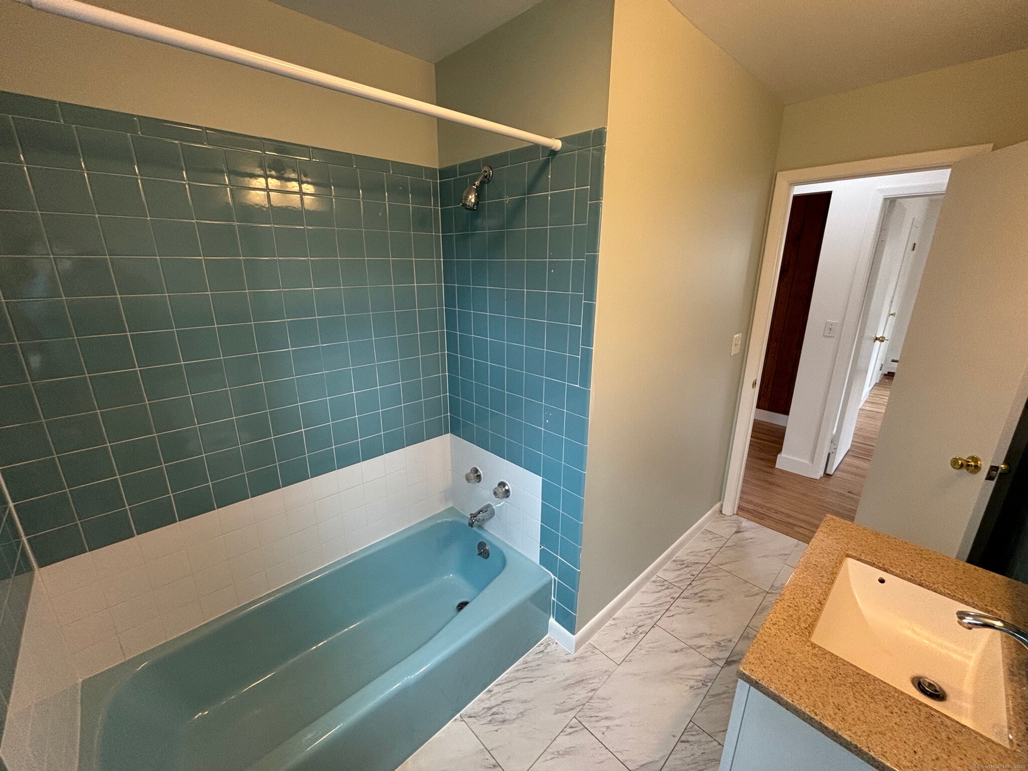 Building Photo - 123 Platt St