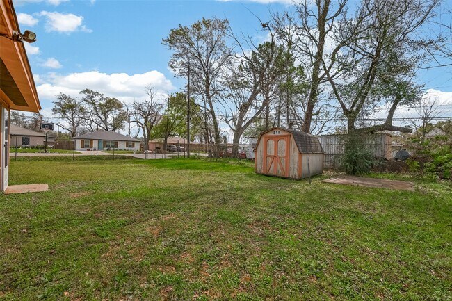 Building Photo - 2619 Homer St