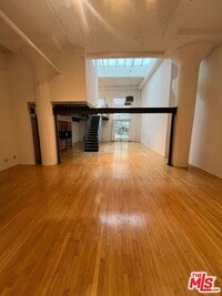 Building Photo - 420 San Pedro St