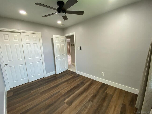 Building Photo - 4384 Clairemont Dr