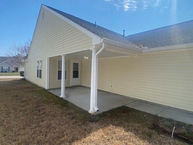 Back Exit - 1126 Weathervane Hill Dr