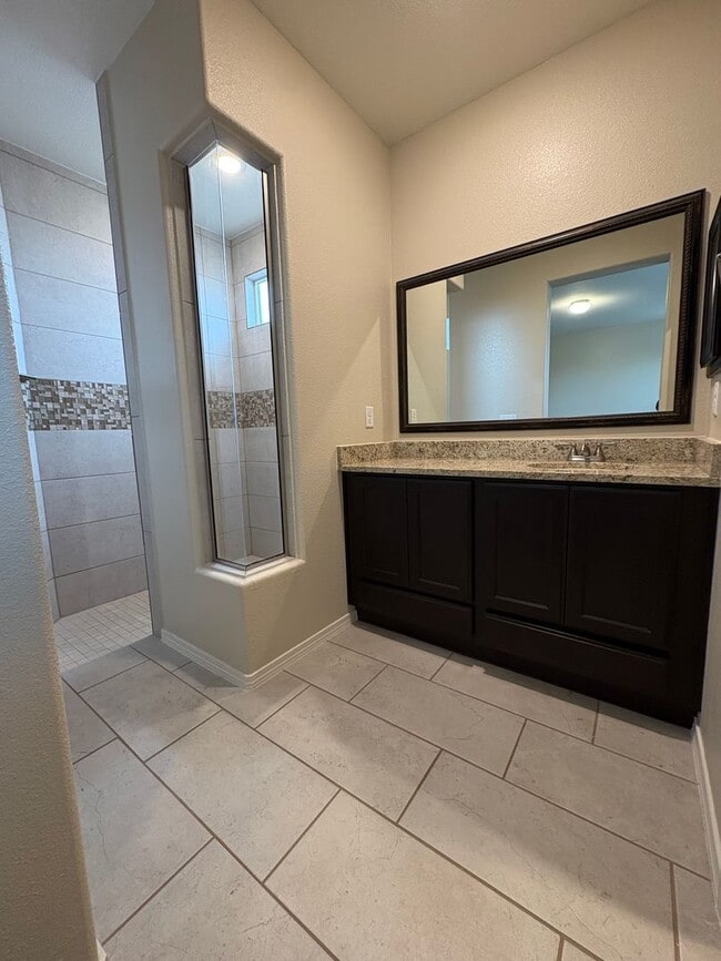 Building Photo - Home for rent in Socorro