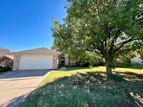 Building Photo - Lovely Rental Home in Heatherwood Neighborhood!