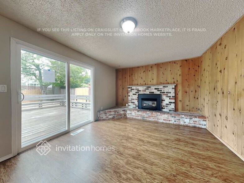 Building Photo - 2738 SW 323rd St