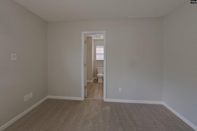 Building Photo - 153 Cottage Lake Way