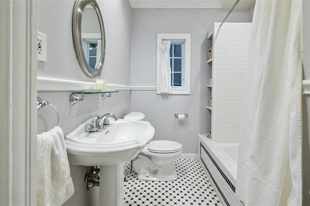 Building Photo - 5506 Ridgedale Ave