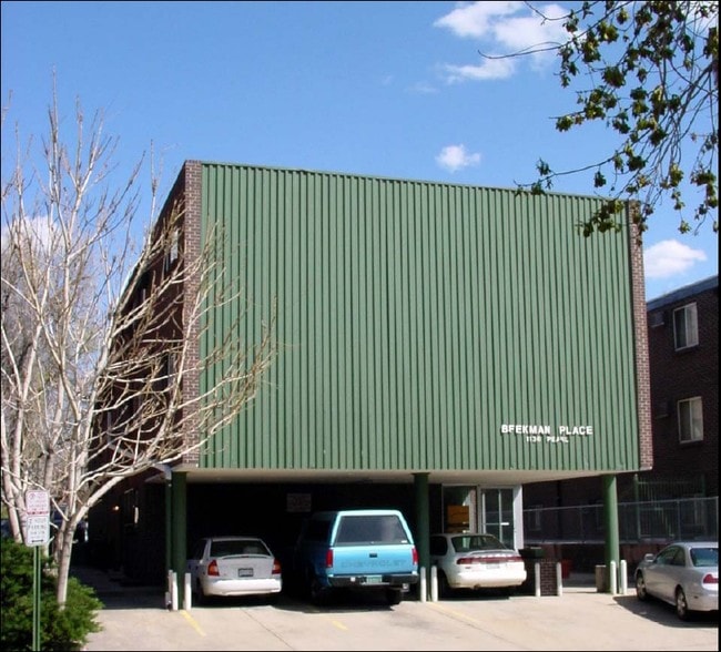 Building Photo - 223 Pearl