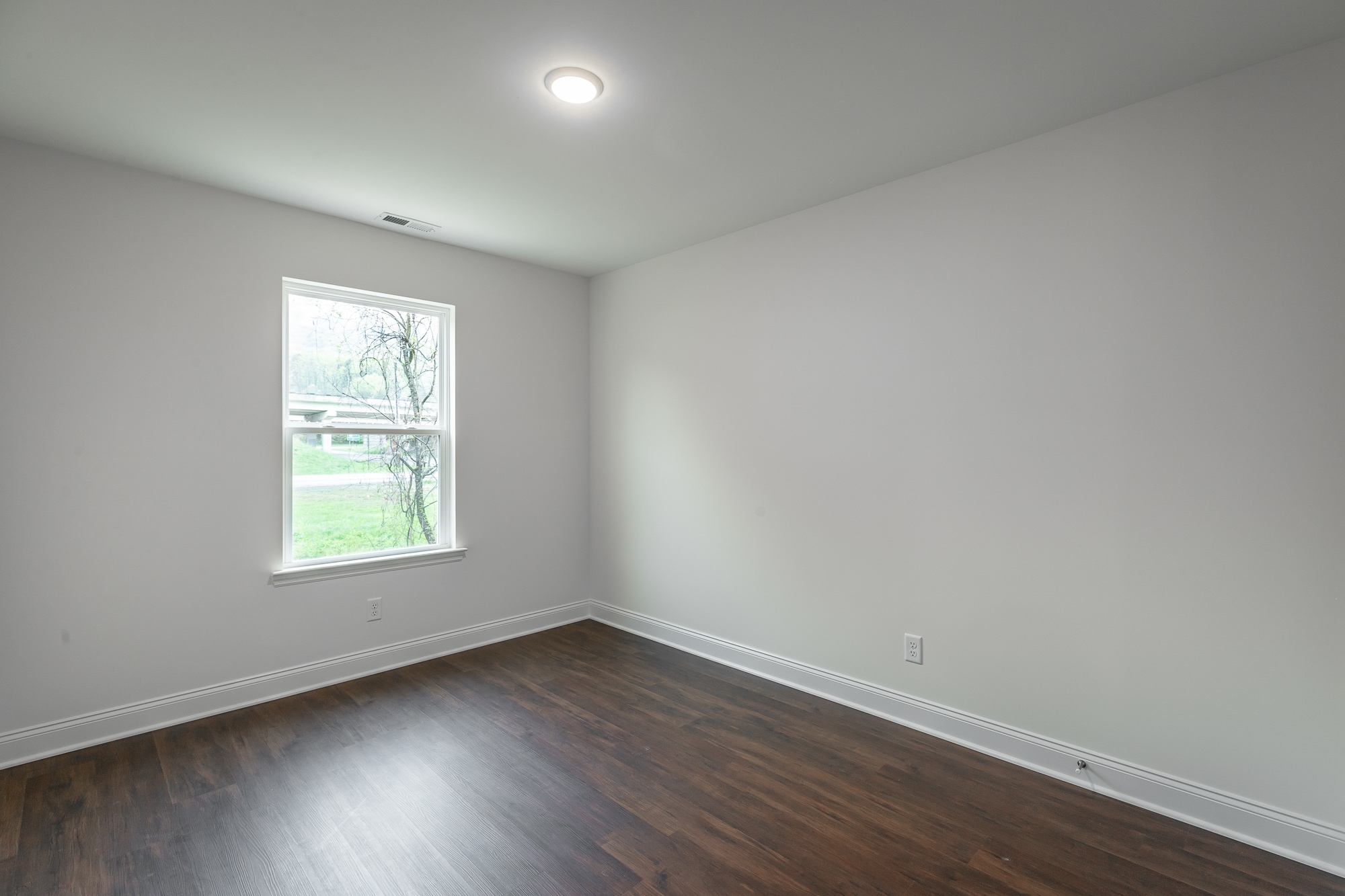 Building Photo - 5559 Stream Ln