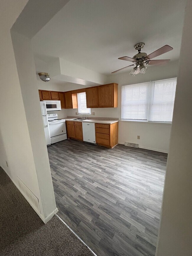 Building Photo - 4801/4803 SW 14th Street