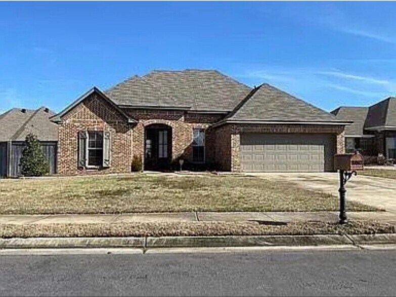 Primary Photo - 506 Greenfield Ridge Dr