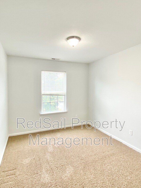 Building Photo - 1529 Nevada Ave