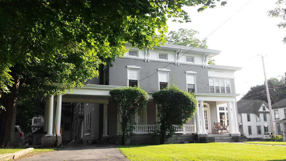 Building - 169 Paddock St