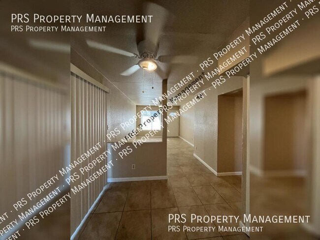 Building Photo - 157 W Inglewood St