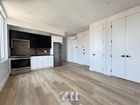 Building Photo - 1629 Brooklyn Ave