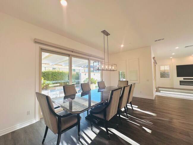 Building Photo - Luxury Estate in Exclusive Gated Community of Orchard Hills